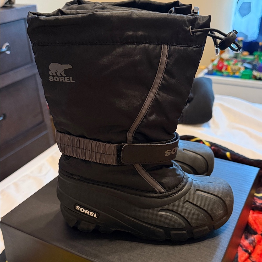 Sorel Black Snow Boots